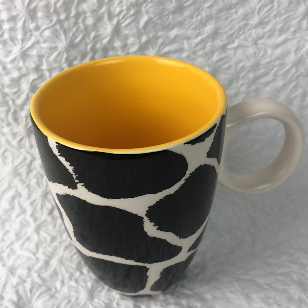 Mary Kay animal print mug - Picture 2 of 4